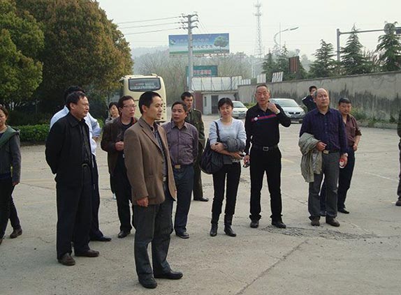 寧夏農機總站領導蒞臨我公司指導