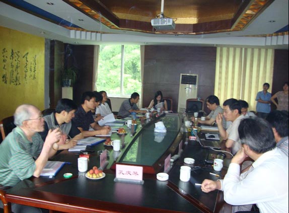 農機監(jiān)理總站領導到我公司考察